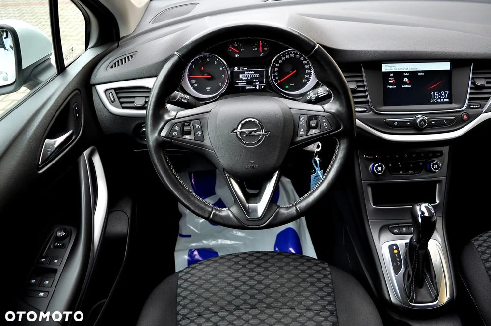 Opel Astra 1.4 T Dynamic S&S - 18