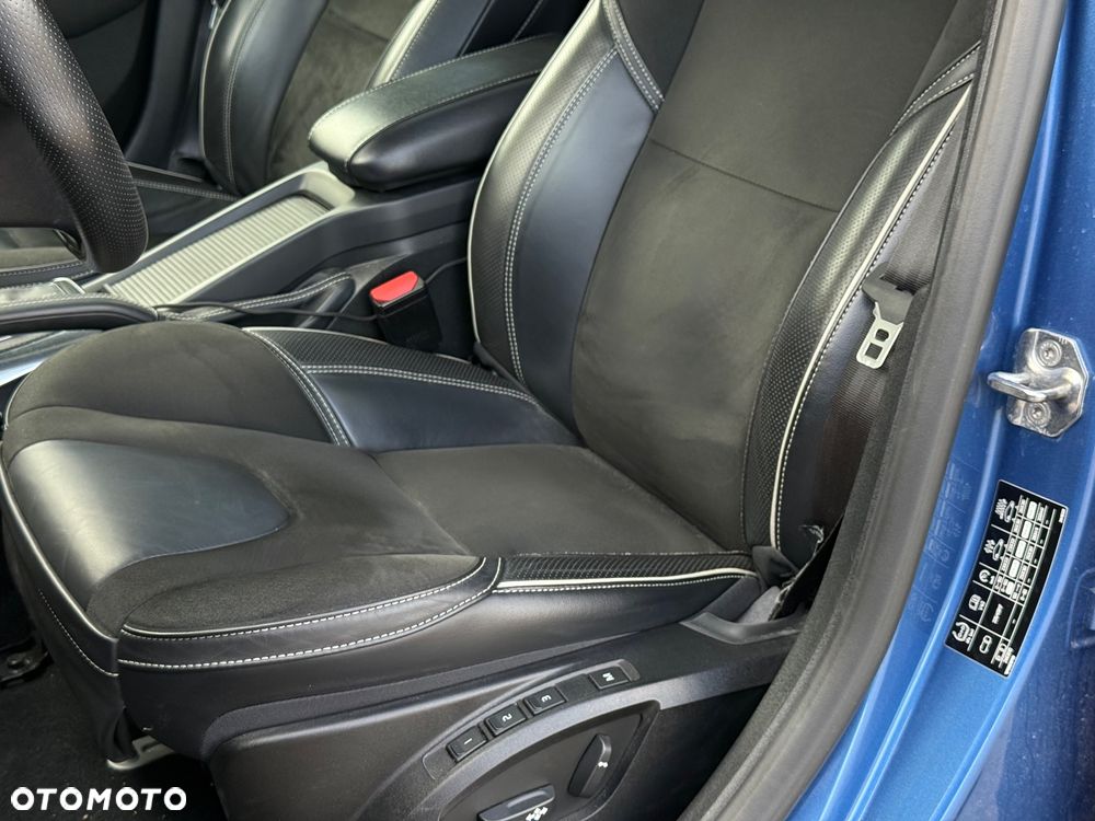 Volvo V40 - 19