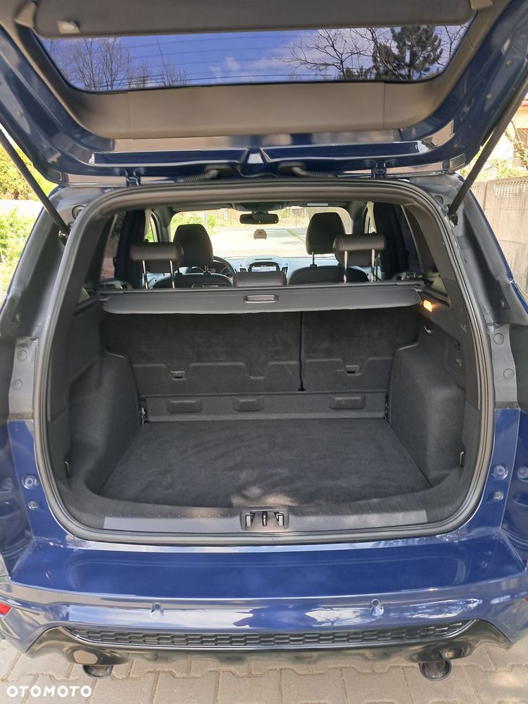 Ford Kuga 2.0 TDCi 4x4 ST-Line - 11