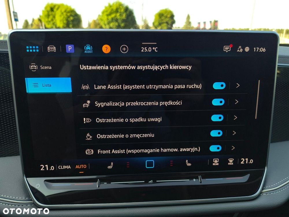 Volkswagen Passat - 29