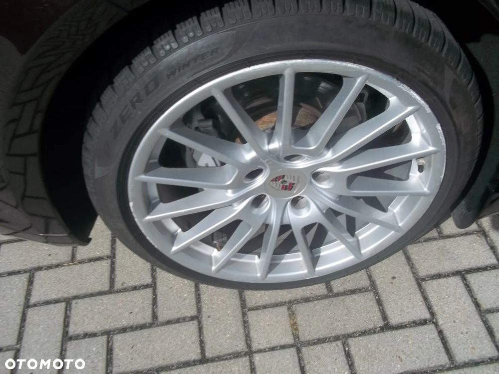Porsche Panamera 4S - 10