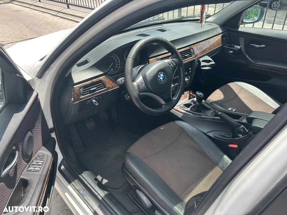 BMW Seria 3 320d DPF - 14