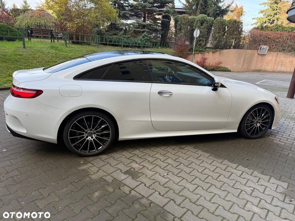 Mercedes-Benz Klasa E 200 Coupe 9G-TRONIC - 4
