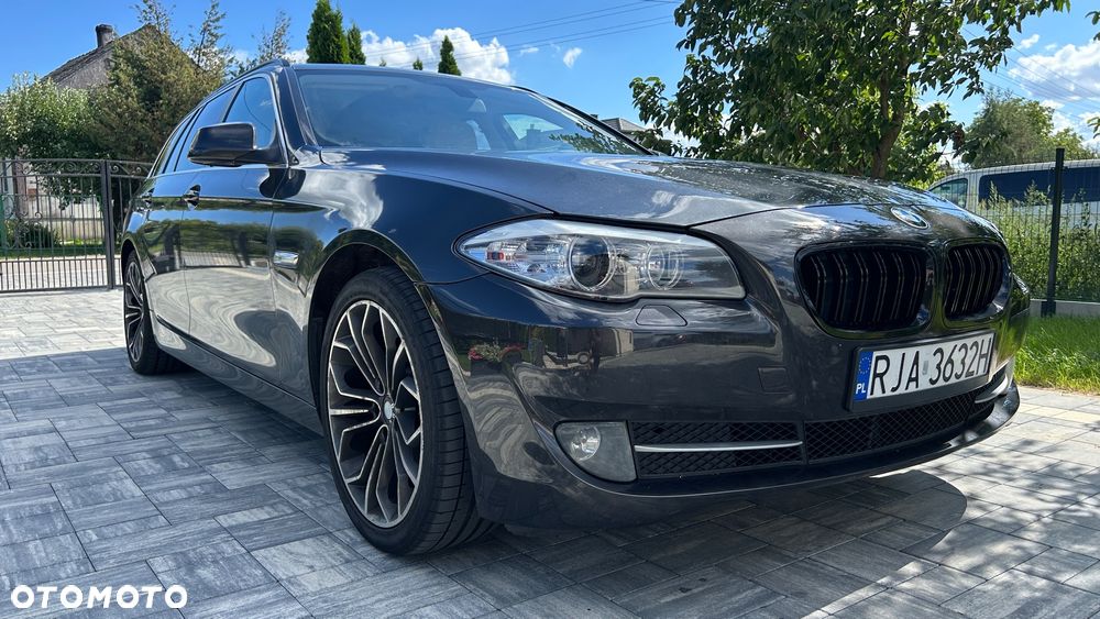 BMW Seria 5 520d Luxury Line - 1