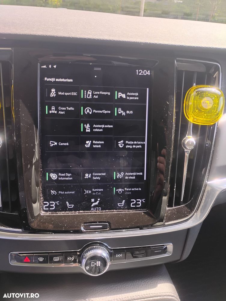 Volvo S90 D5 AWD Momentum - 10