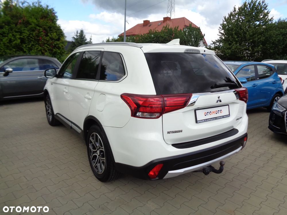 Mitsubishi Outlander 2.0 2WD Diamant Edition - 7