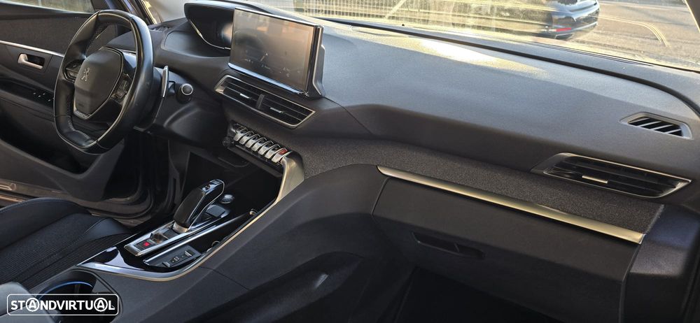 Peugeot 3008 1.6 Hybrid Allure Pack e-EAT8 - 39