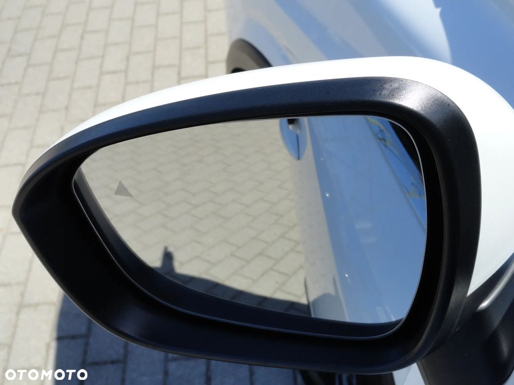 Nissan Qashqai 1.3 DIG-T MHEV Xtronic N-Connecta - 24