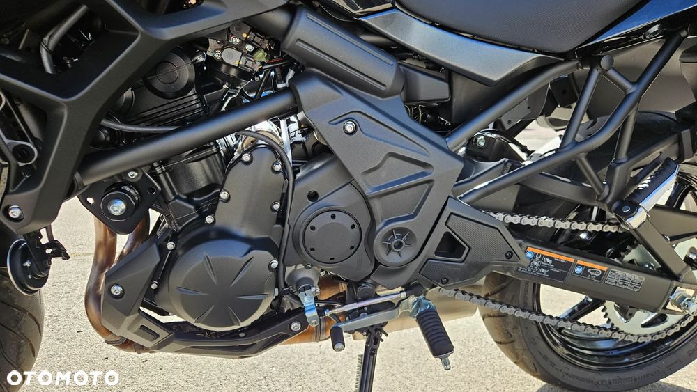 Kawasaki Versys 650 - 15