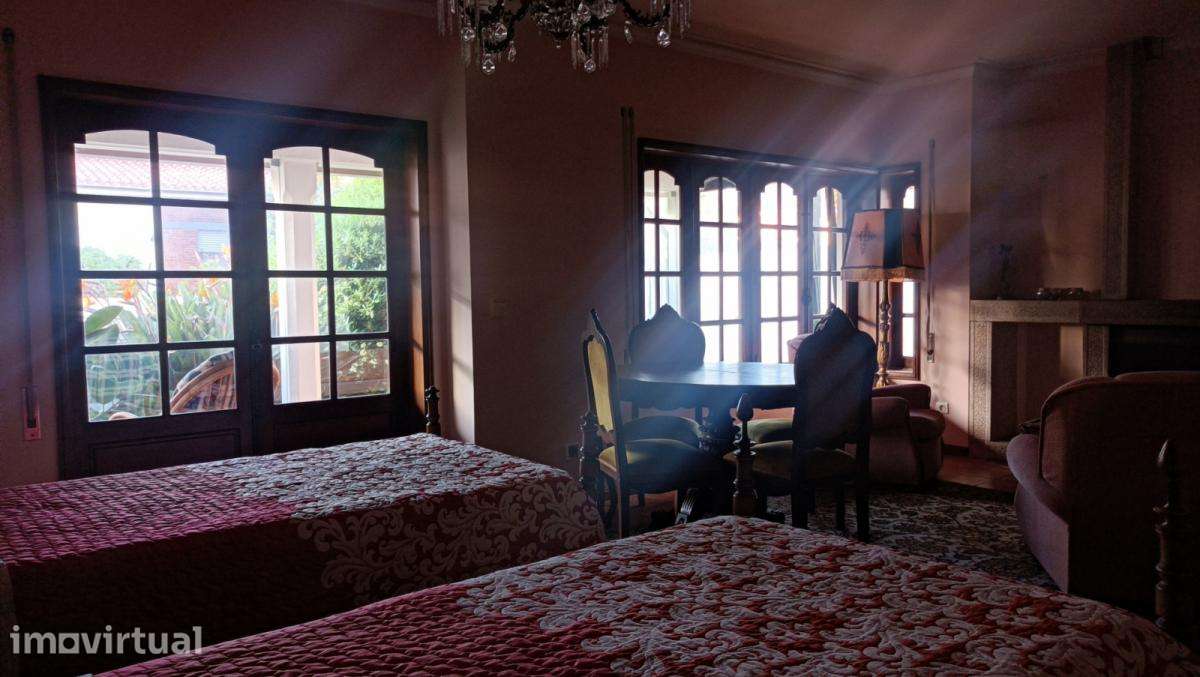 Quarto - localizado em Vila nova de gaia - Grande imagem: 2/7