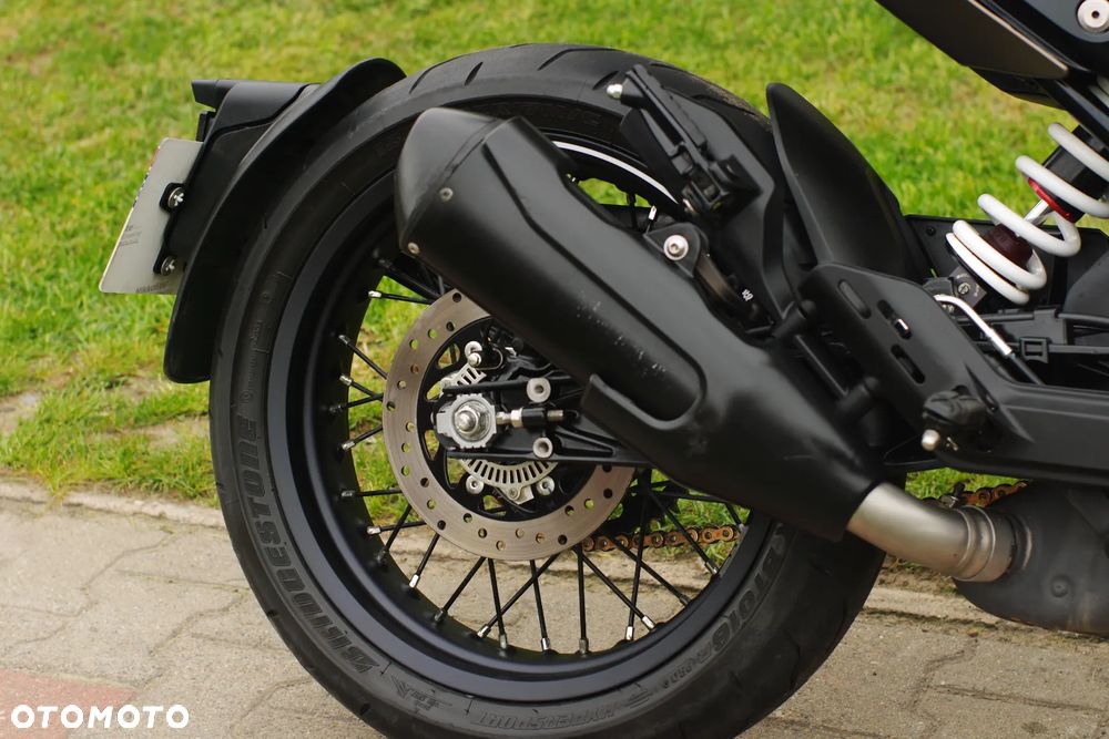 Husqvarna Svartpilen - 6