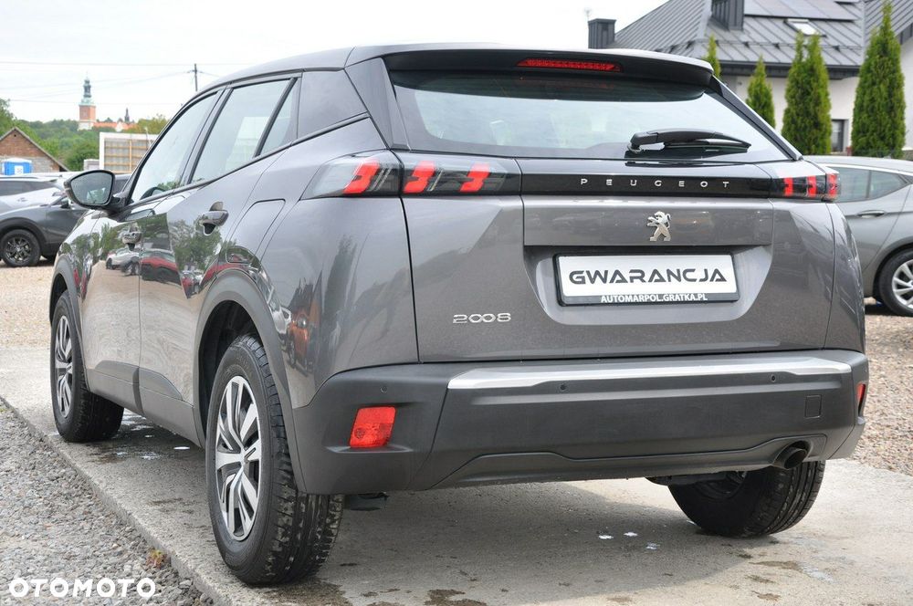 Peugeot 2008 1.2 PureTech Active S&S - 10