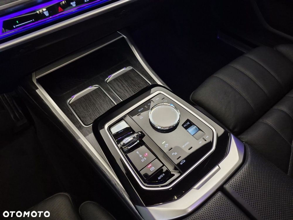 BMW Seria 7 740d xDrive mHEV M Sport sport - 21