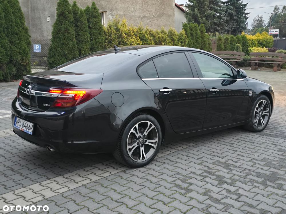 Opel Insignia - 35
