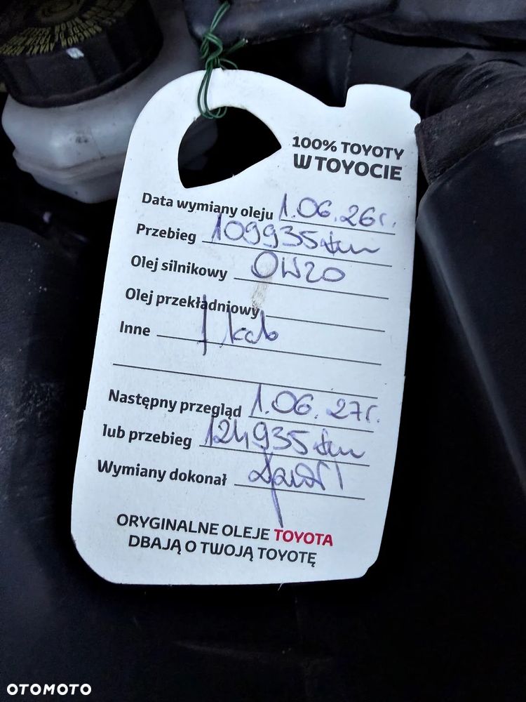 Toyota Avensis 1.8 Premium - 32