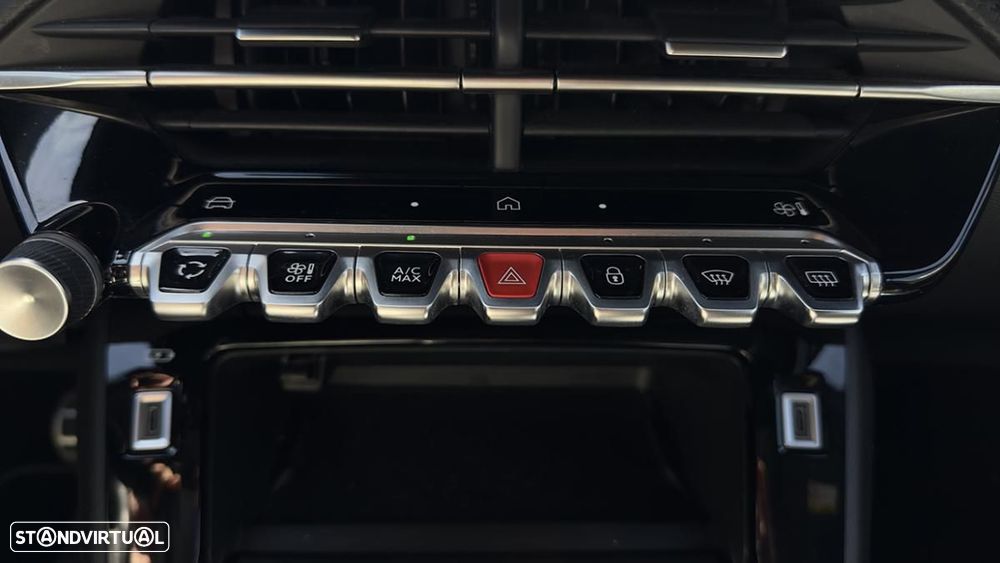 Peugeot e-2008 50 kWh GT - 20