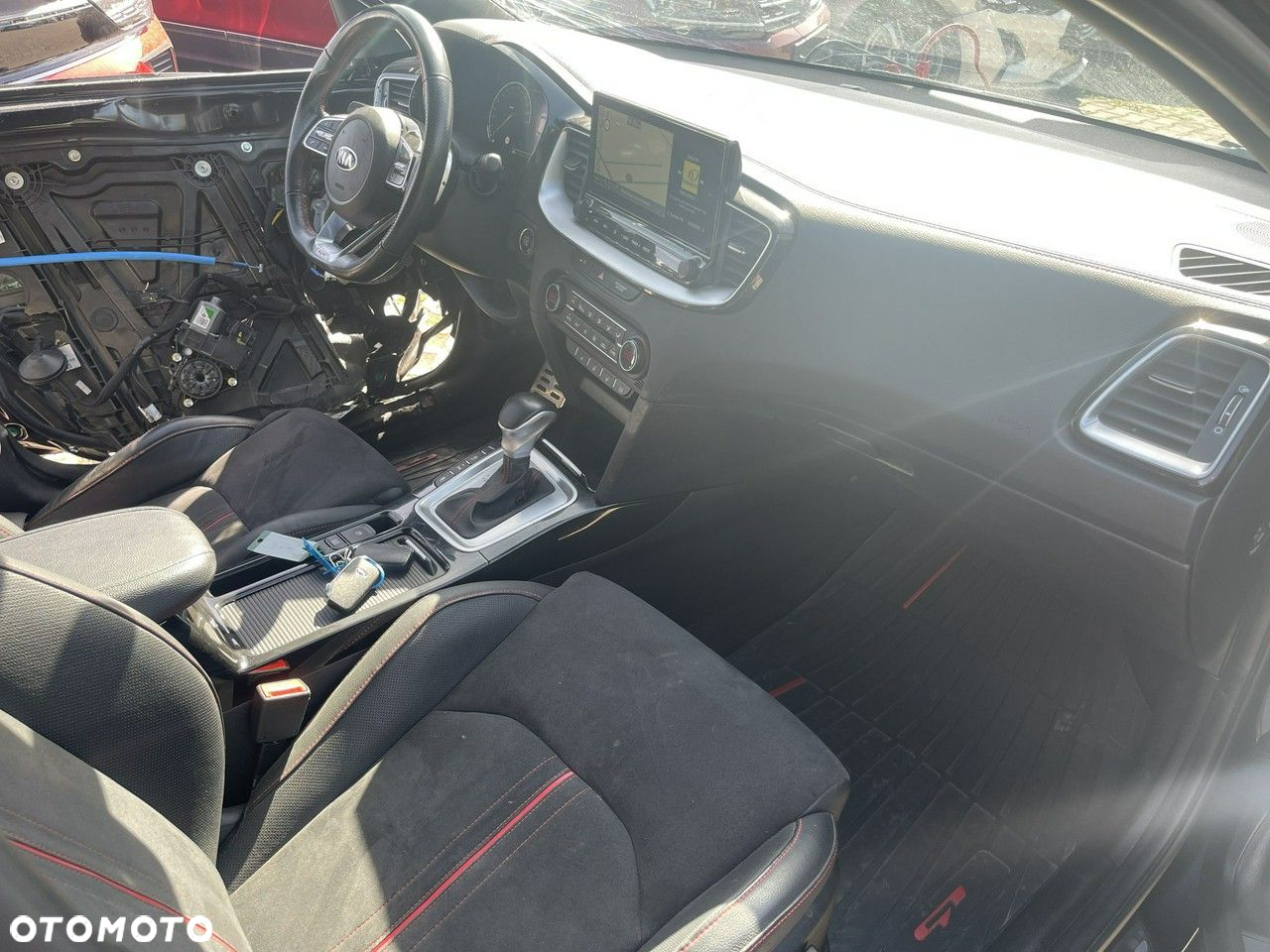 Kia ProCeed 1.6 T-GDI GT DCT - 8