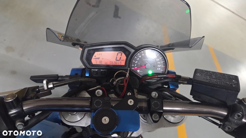 Yamaha FZ - 6