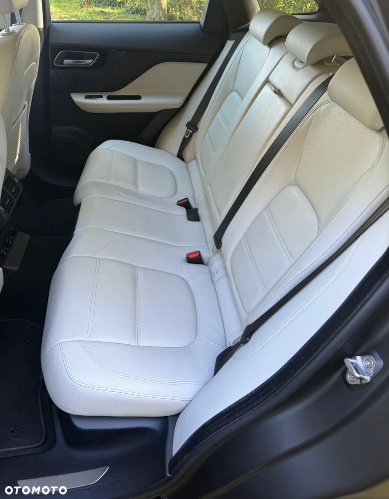 Jaguar F-Pace 2.0 i4D AWD Prestige - 19
