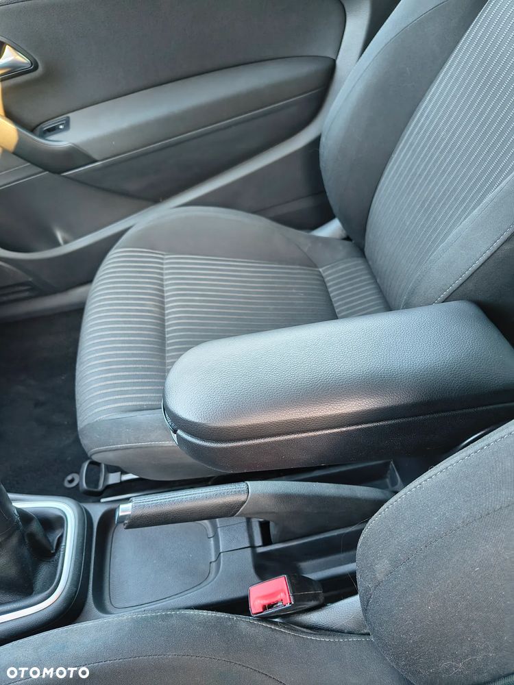 Volkswagen Polo 1.6 TDI DPF Trendline - 8