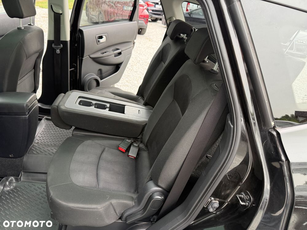 Nissan Qashqai+2 - 7