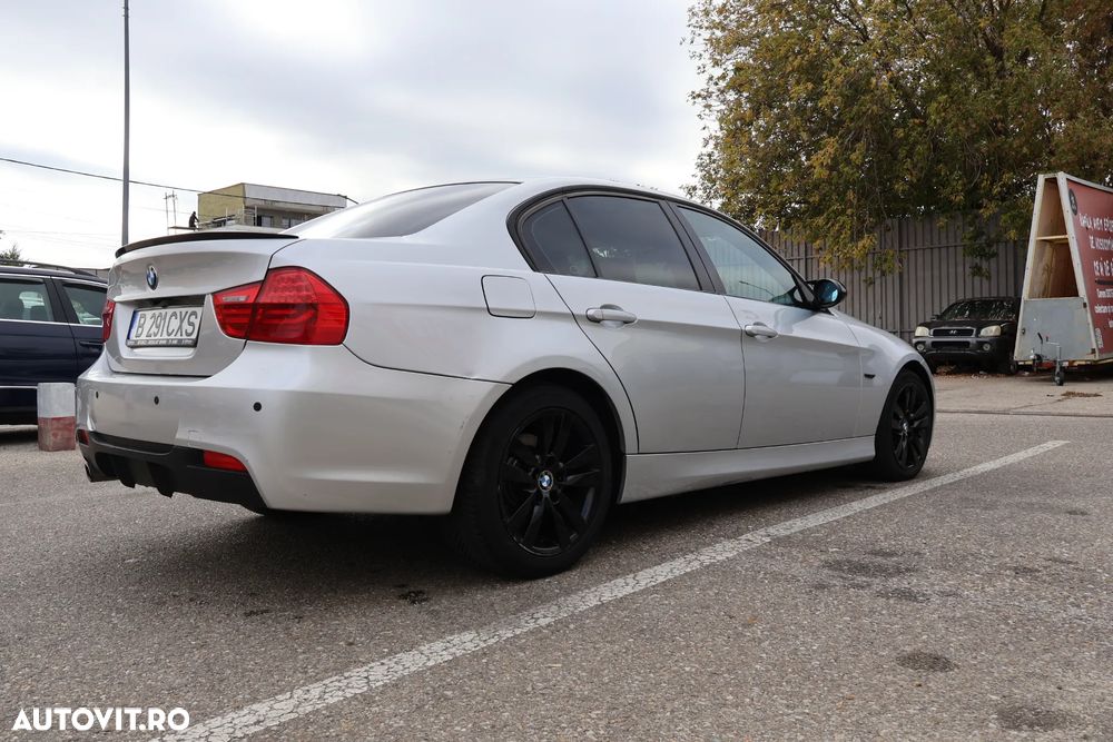 BMW Seria 3 320d - 14