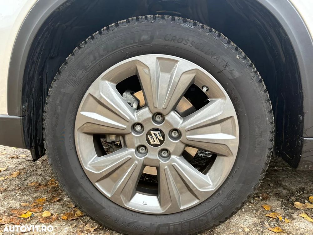 Suzuki Vitara 1.4 Boosterjet MHEV Passion - 25