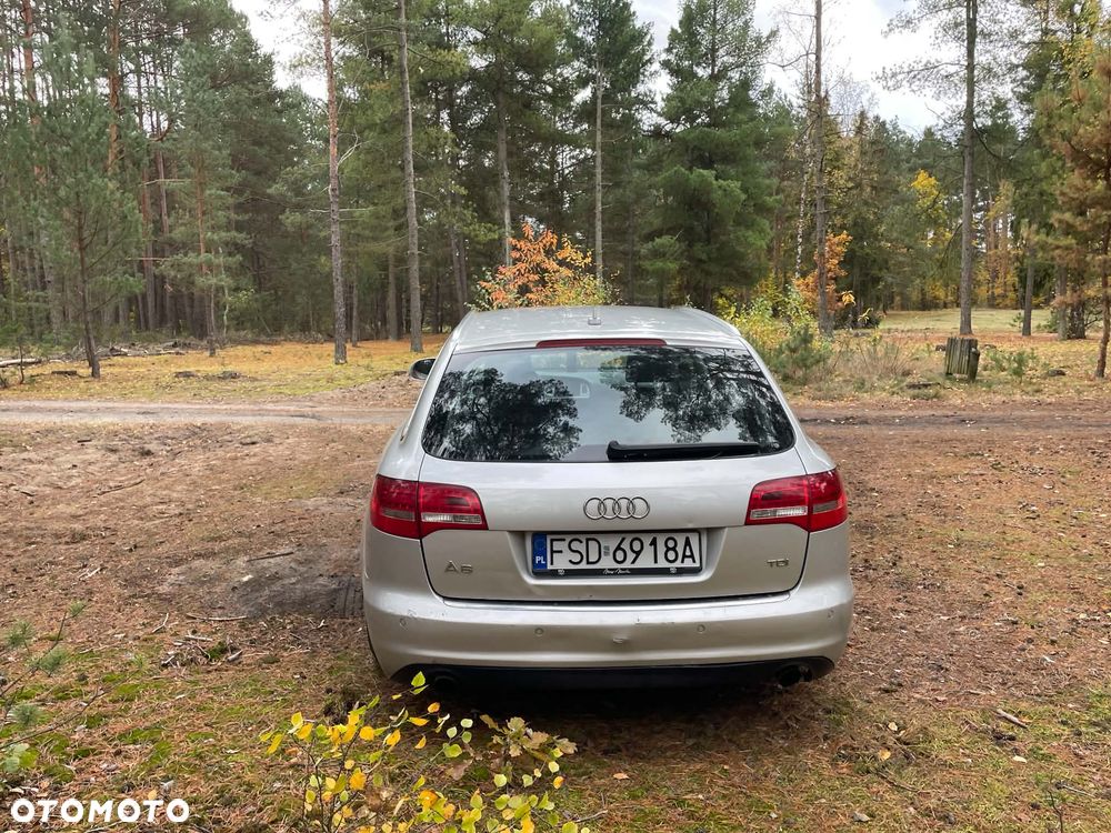Audi A6 Avant 2010 photo 4
