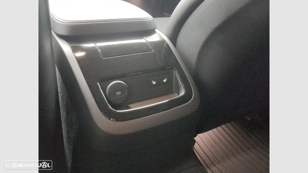 Volvo V90 2.0 T6 PHEV Plus Dark AWD - 25