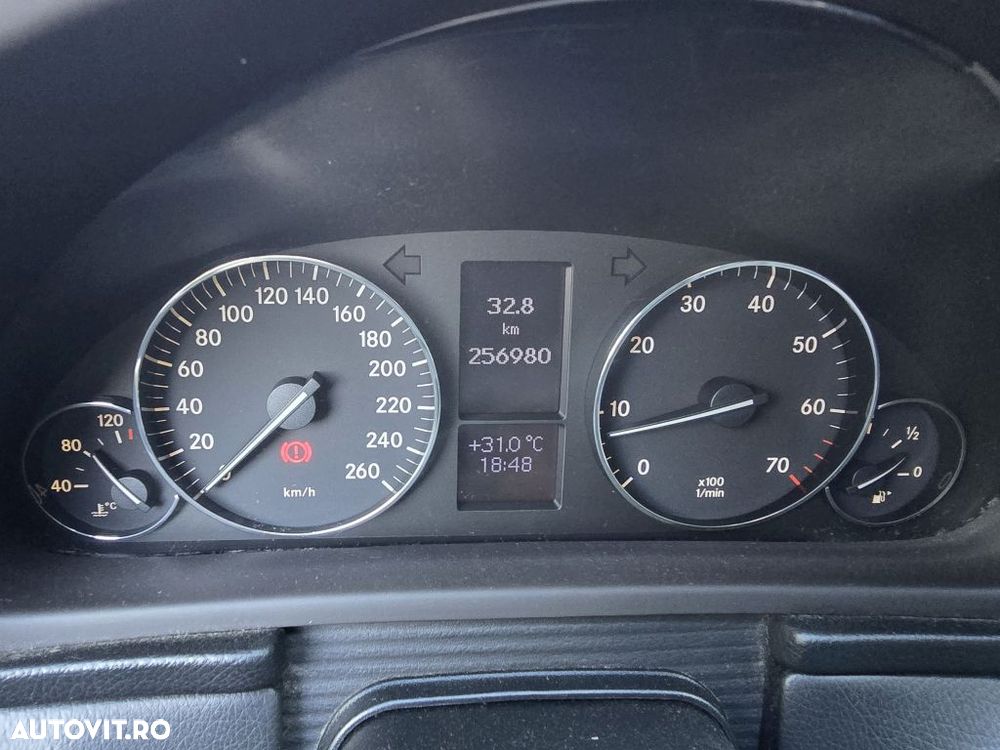 Mercedes-Benz C 180 Kompressor Avantgarde Sport Edition - 5