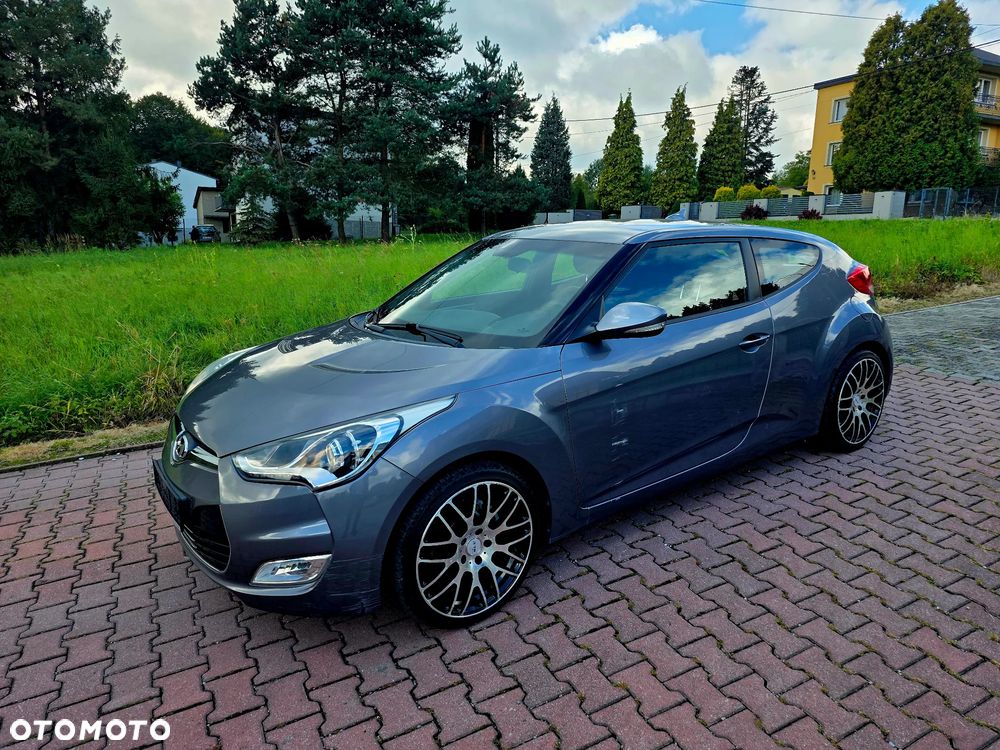 Hyundai Veloster
