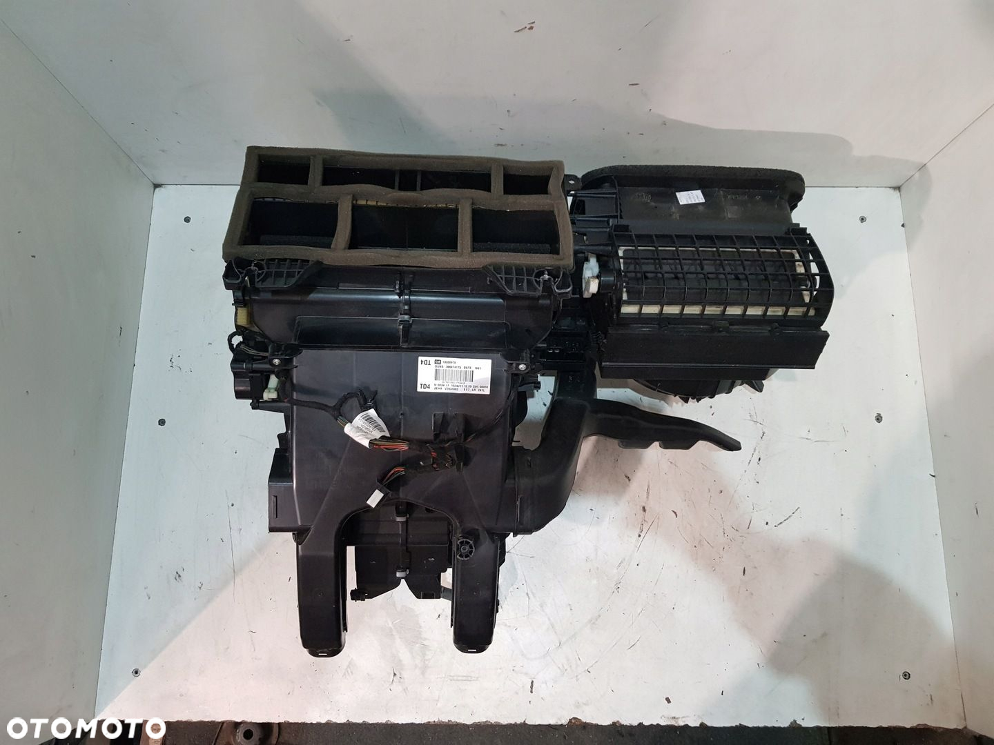 NAGRZEWNICA OPEL ASTRA J HB 1.4T EUR 13330978 - 4