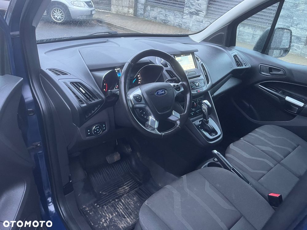 Ford Transit Connect - 19