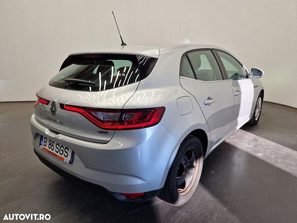 Renault Megane - 2