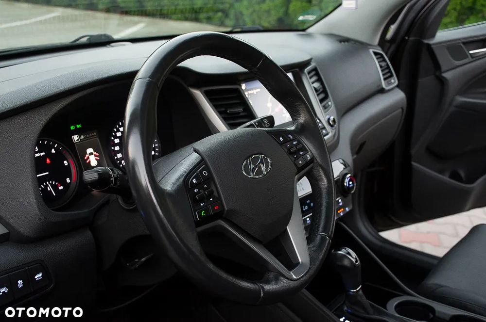 Hyundai Tucson 2.0 CRDI 4WD Automatik Premium - 21