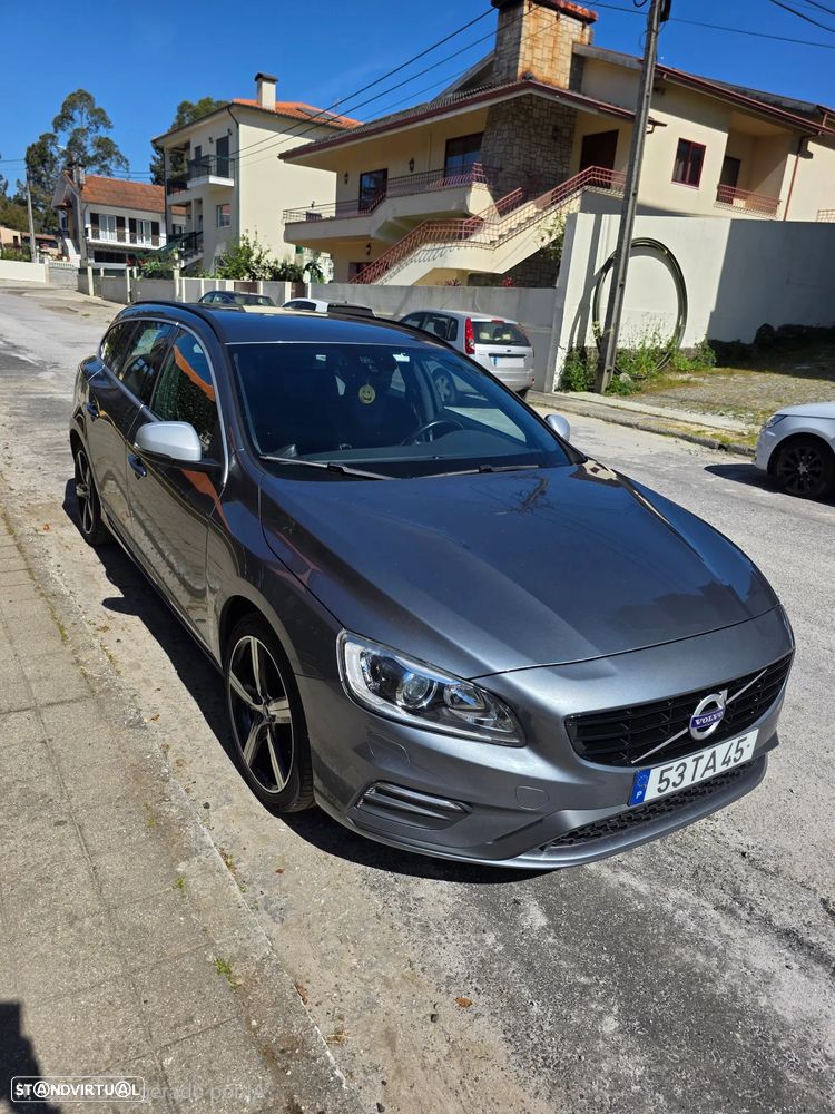 Volvo V60 2.0 D2 R-Design - 2