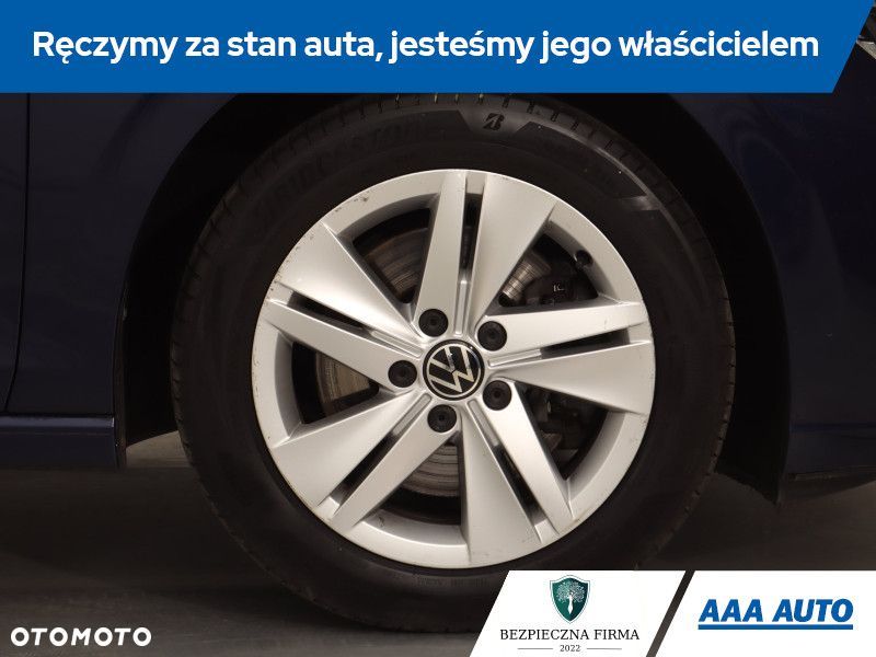 Volkswagen Golf Variant - 17