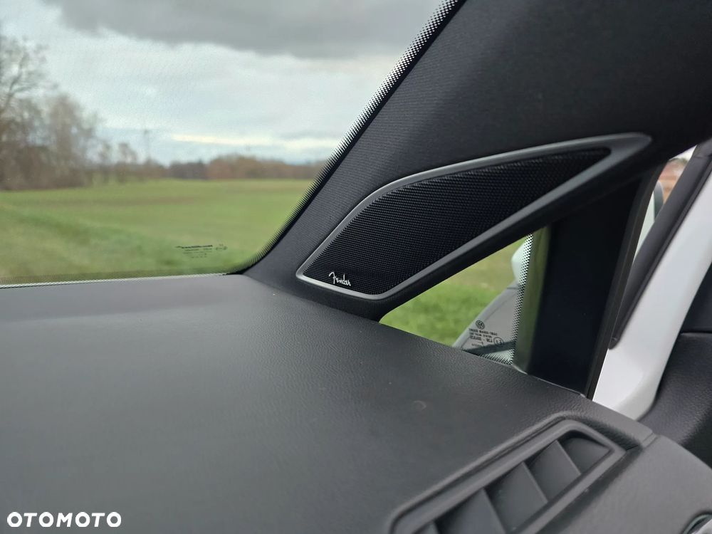 Volkswagen Golf GTI (BlueMotion Technology) Performance - 16