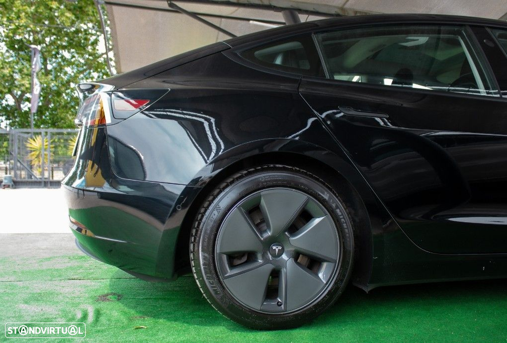 Tesla Model 3 Standard Range Plus RWD - 11