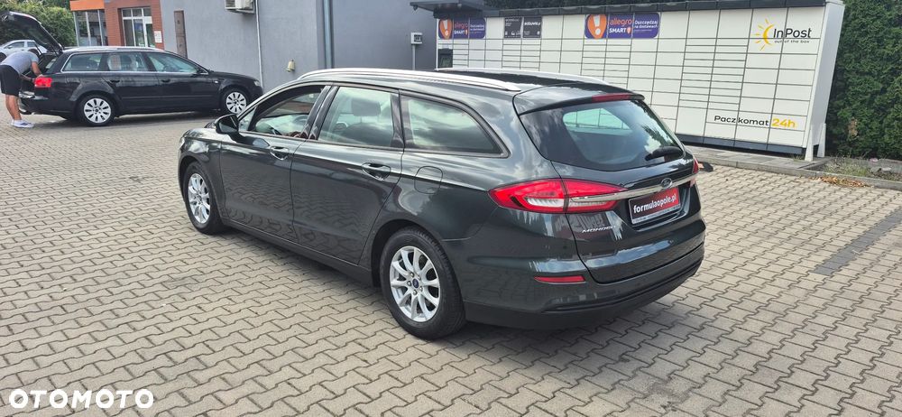 Ford Mondeo - 7