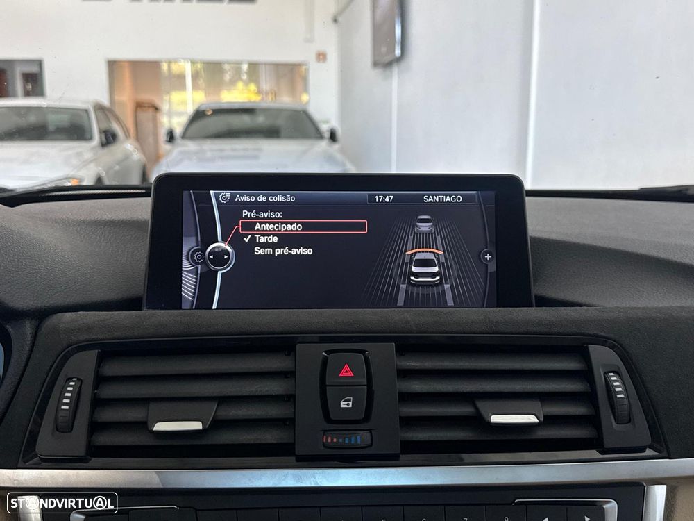 BMW 328 i Auto Pack M - 34