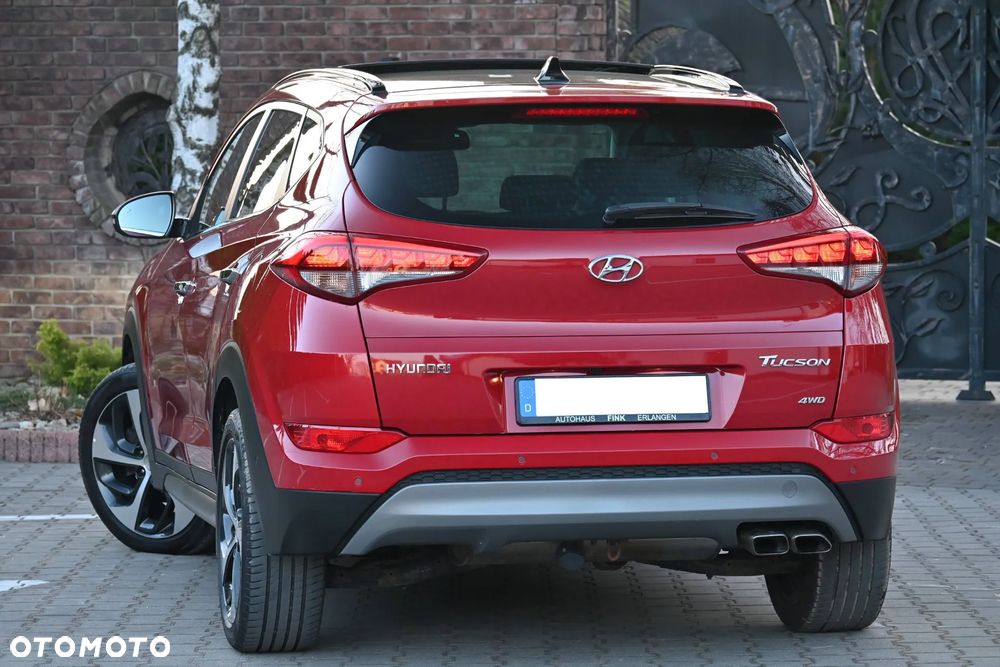 Hyundai Tucson 2.0 CRDI 4WD Automatik Premium - 12