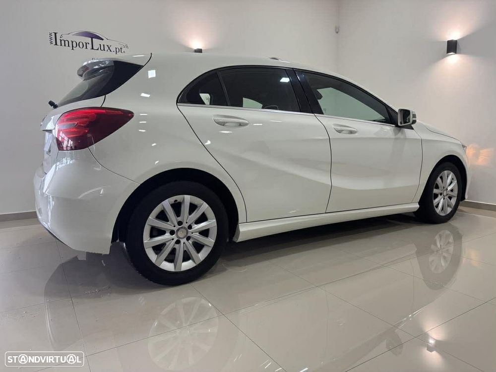 Mercedes-Benz A180 2017 photo 2