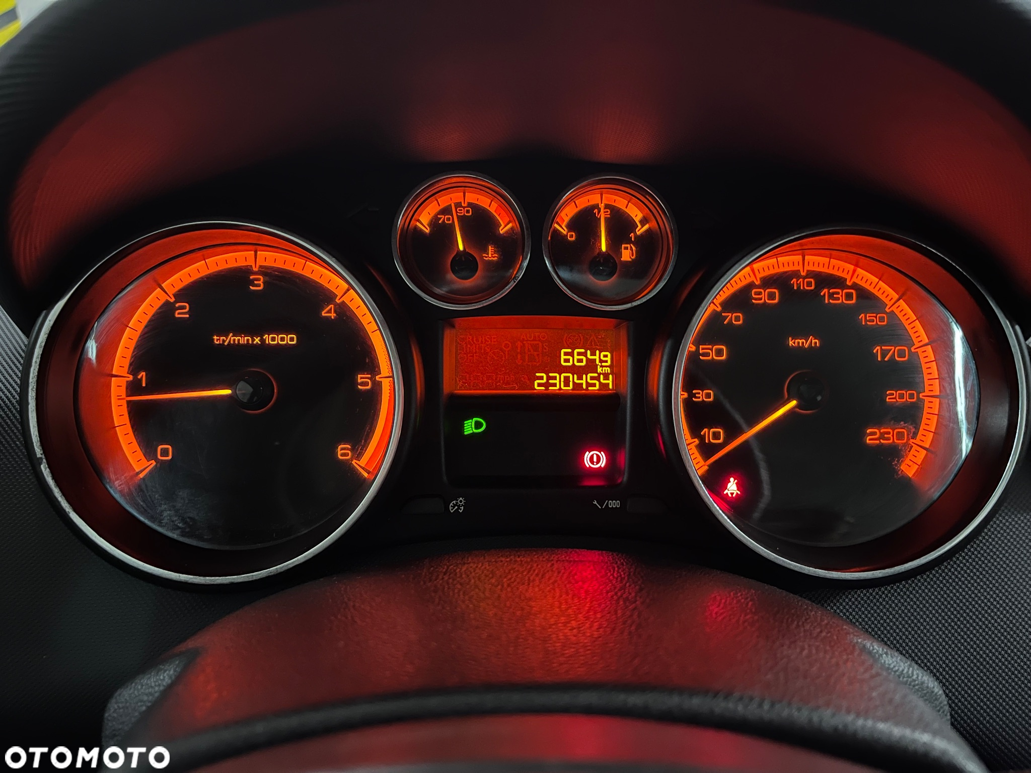Peugeot 308 1.6 HDi Style - 17