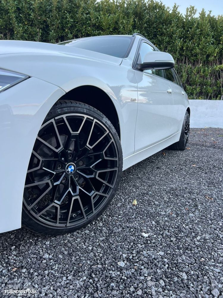 BMW 320 d Touring Pack M Auto - 24