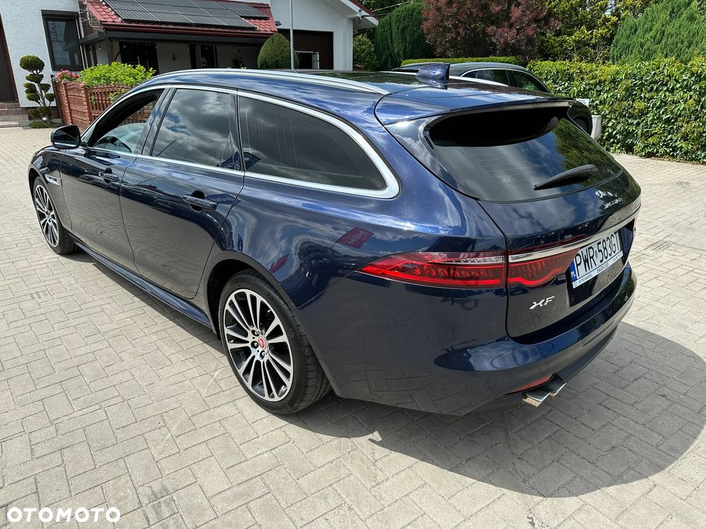 Jaguar XF - 4