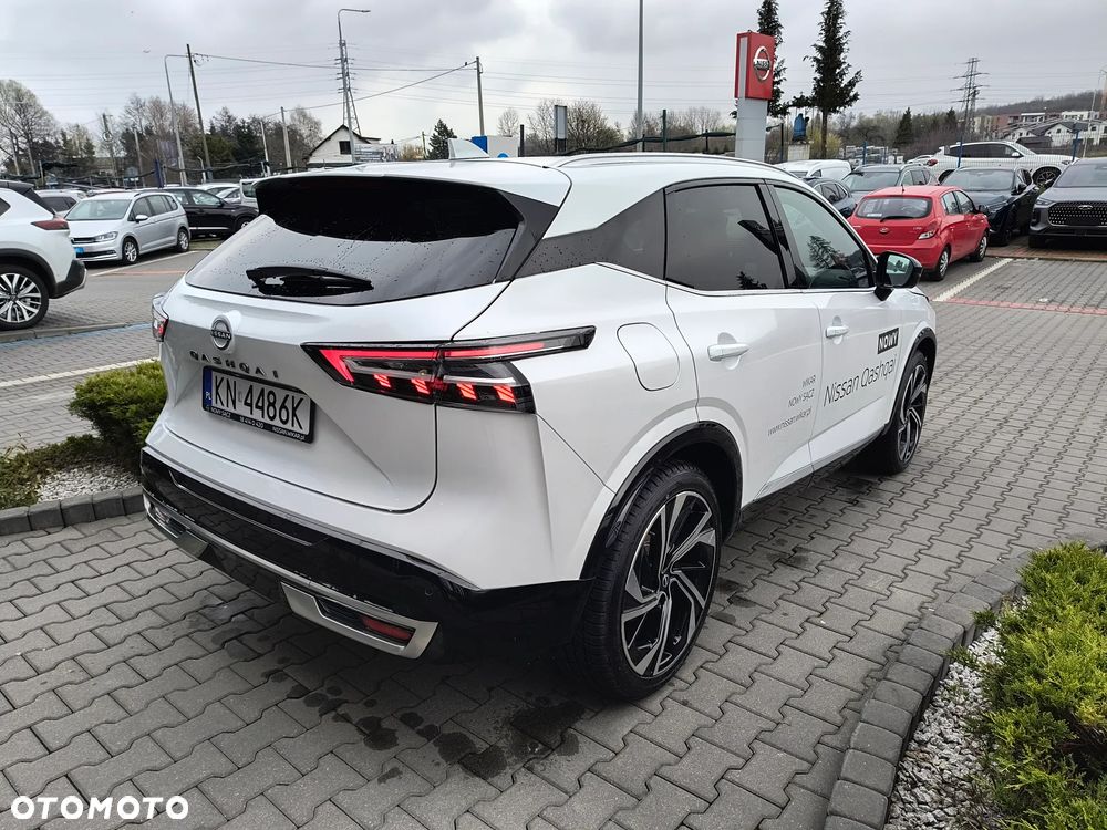Nissan Qashqai 1.3 DIG-T MHEV Tekna+ Xtronic - 4