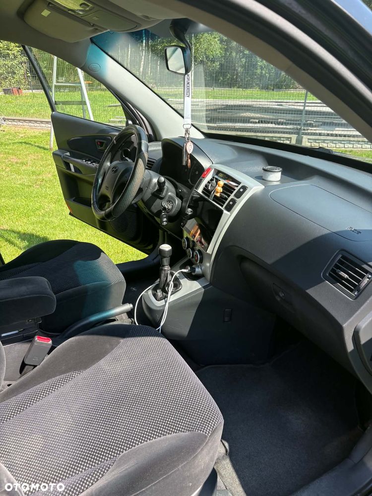 Hyundai Tucson 2.0 Comfort 2WD - 9