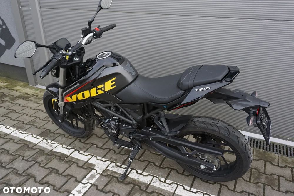 VOGE R125 - 16