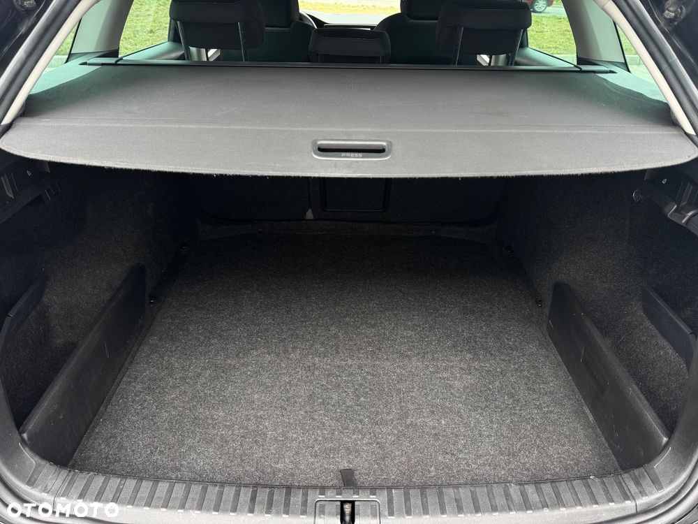 Skoda Octavia 2.0 TDI 4x4 Scout DSG - 11